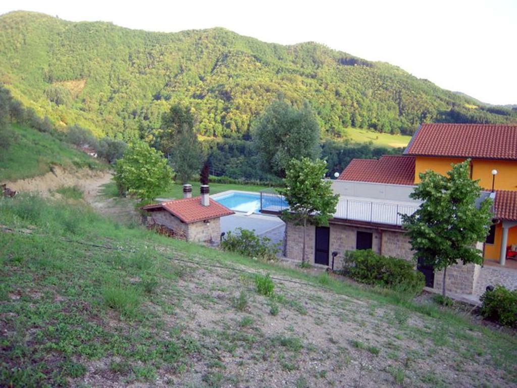 B&B Il Pozzo Di Celle Vernio ภายนอก รูปภาพ